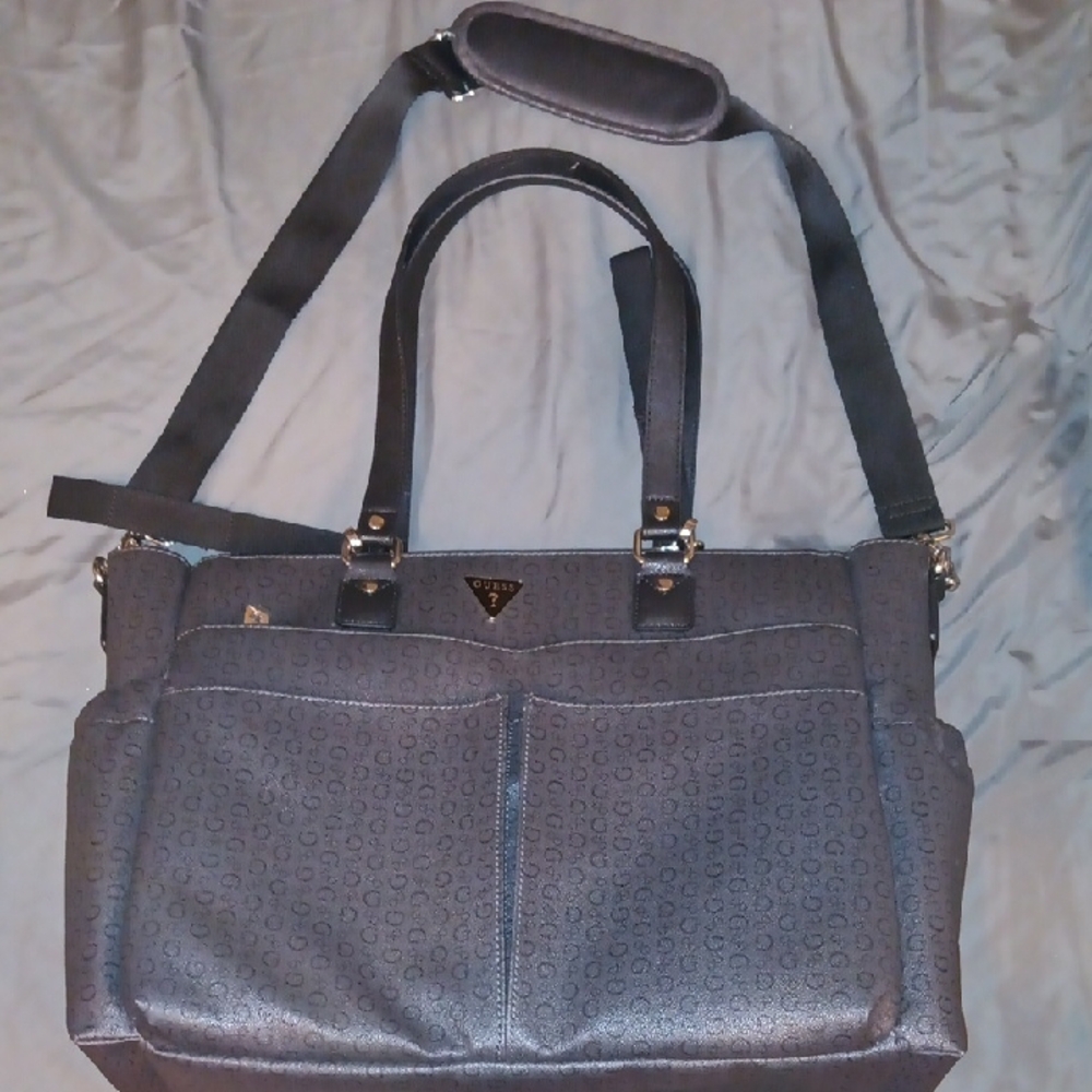 Guess Black Diaper with Shoulder Strap